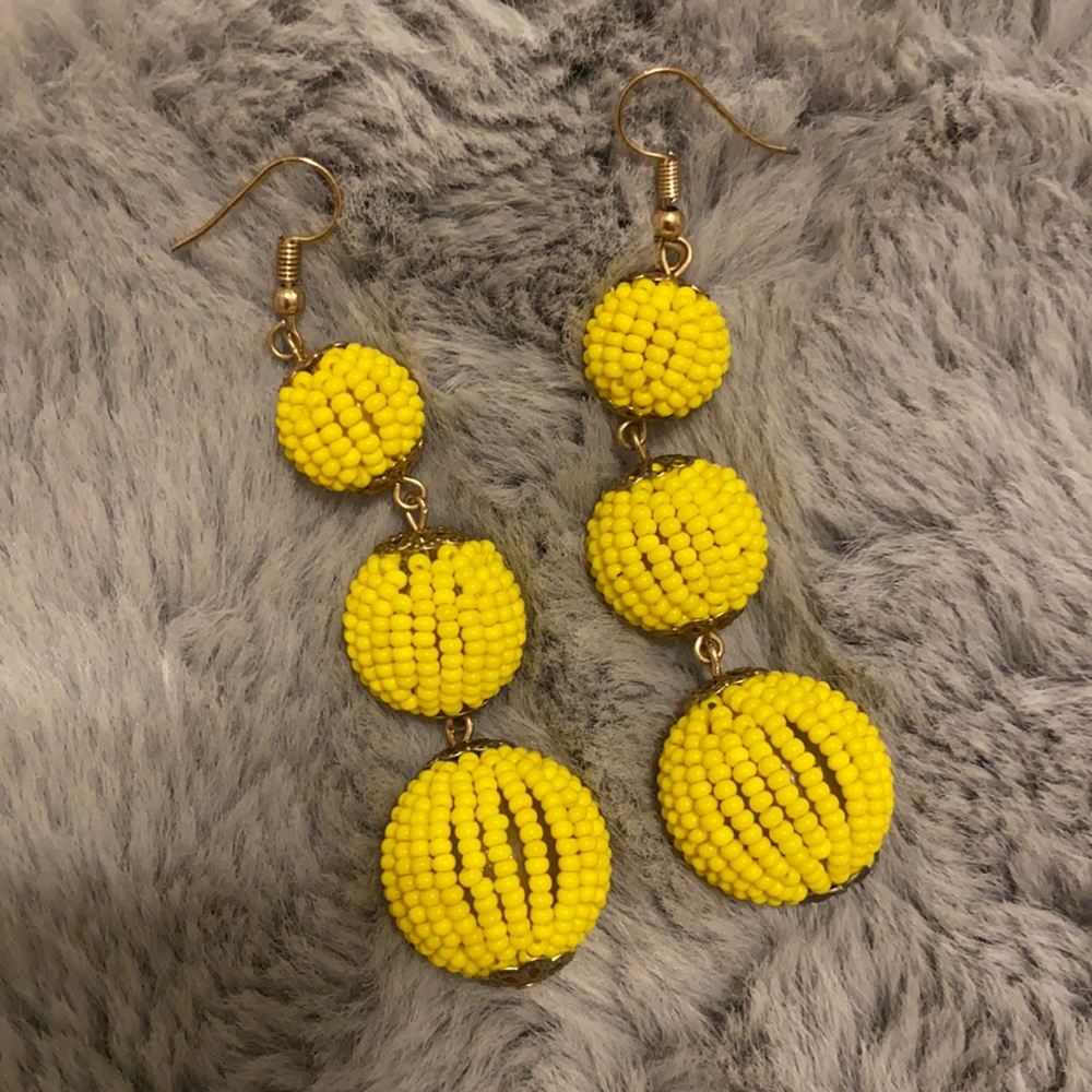 Yellow 3 Ball Earrings ✨✨
